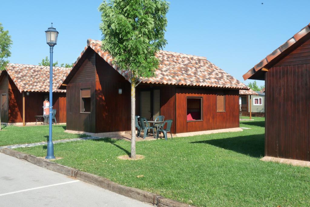 Camping Iratxe Ciudad De Vacaciones Ayegui Buitenkant foto