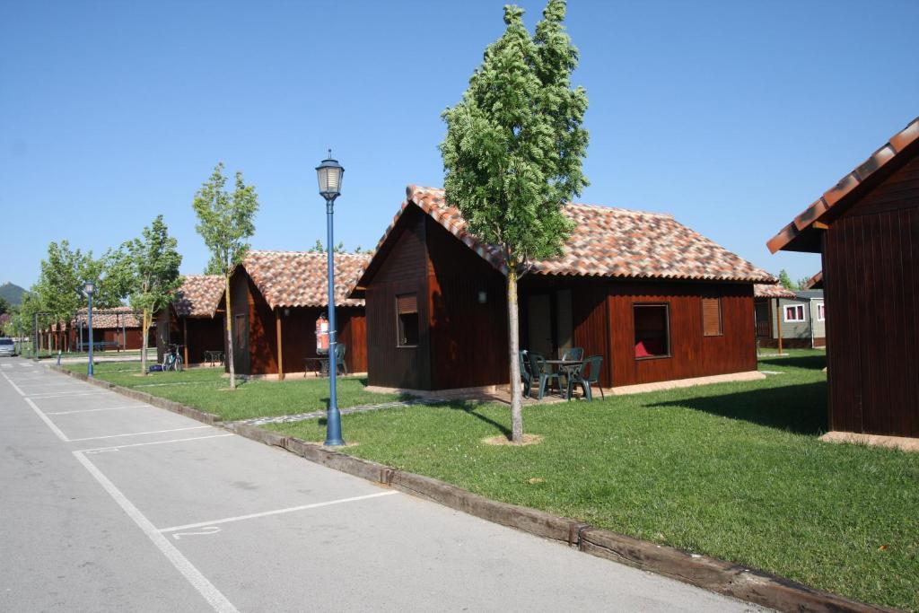 Camping Iratxe Ciudad De Vacaciones Ayegui Kamer foto